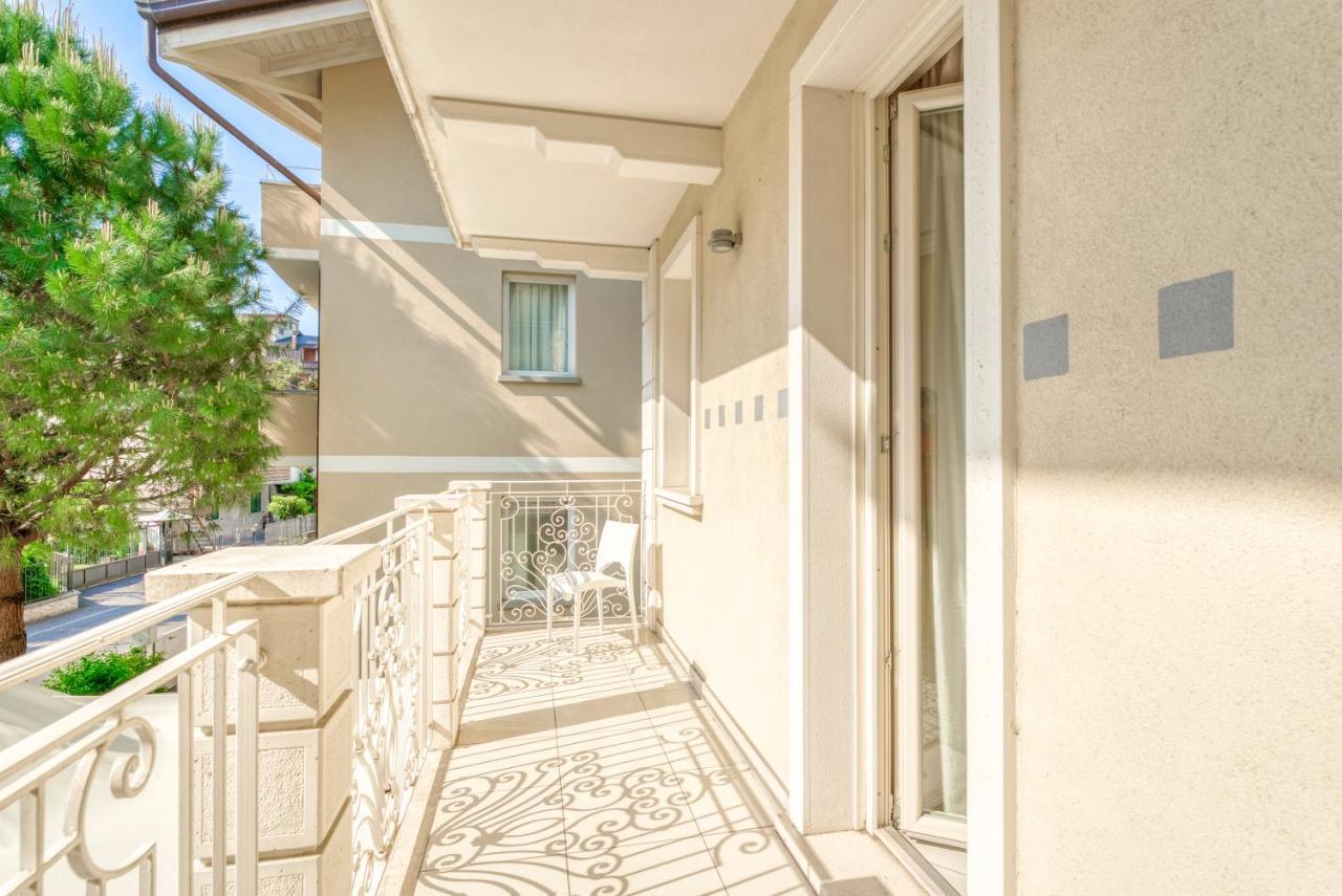 Villa Liberty Boario Terme Extérieur photo